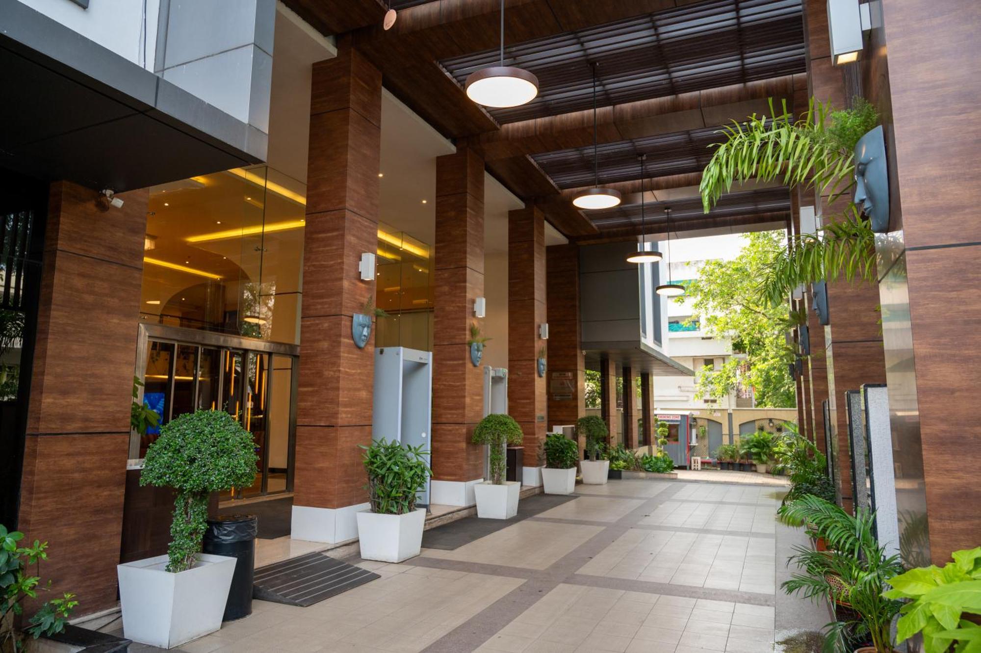 Grand Kakinada By Grt Hotels Buitenkant foto