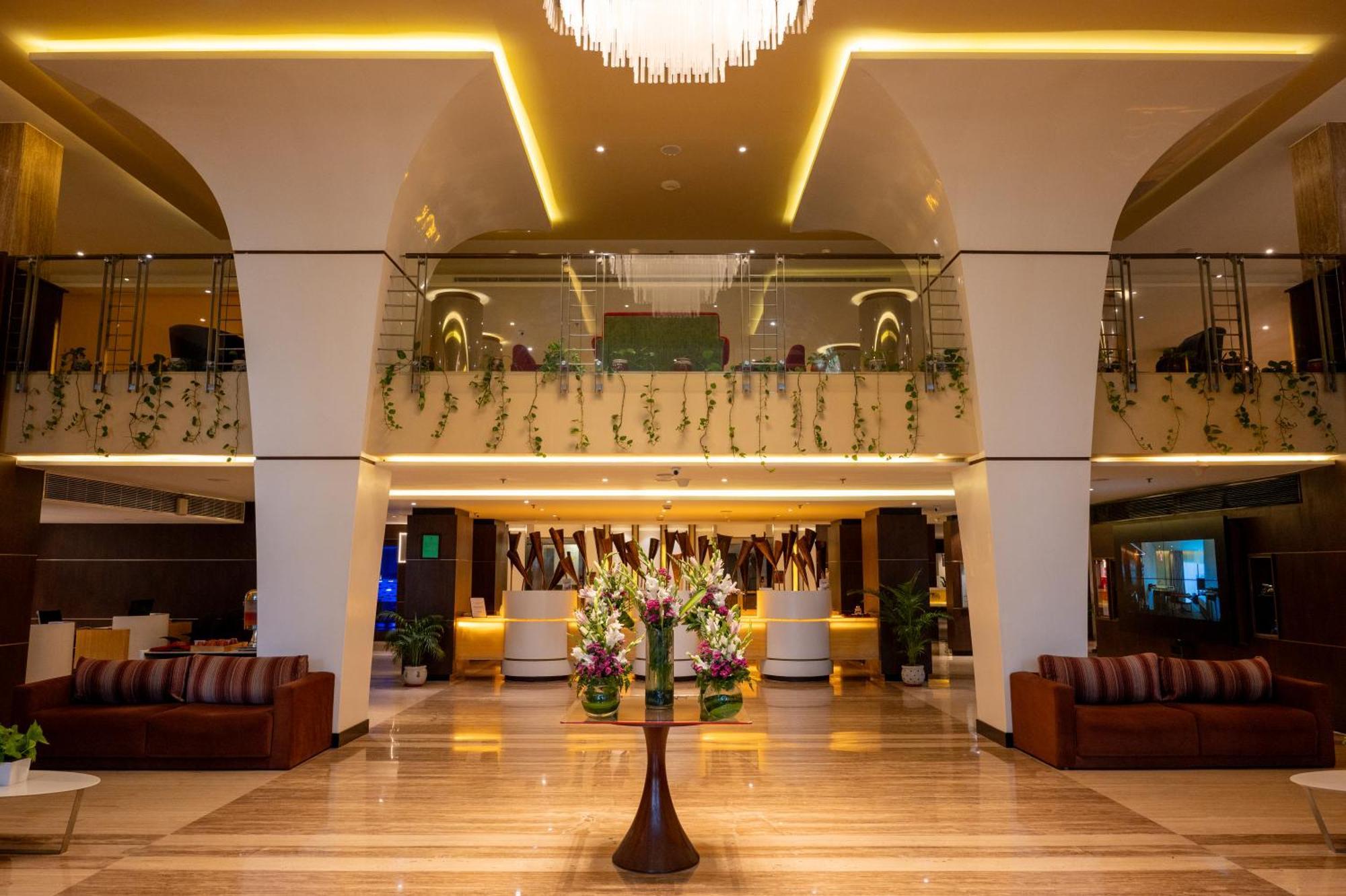 Grand Kakinada By Grt Hotels Buitenkant foto