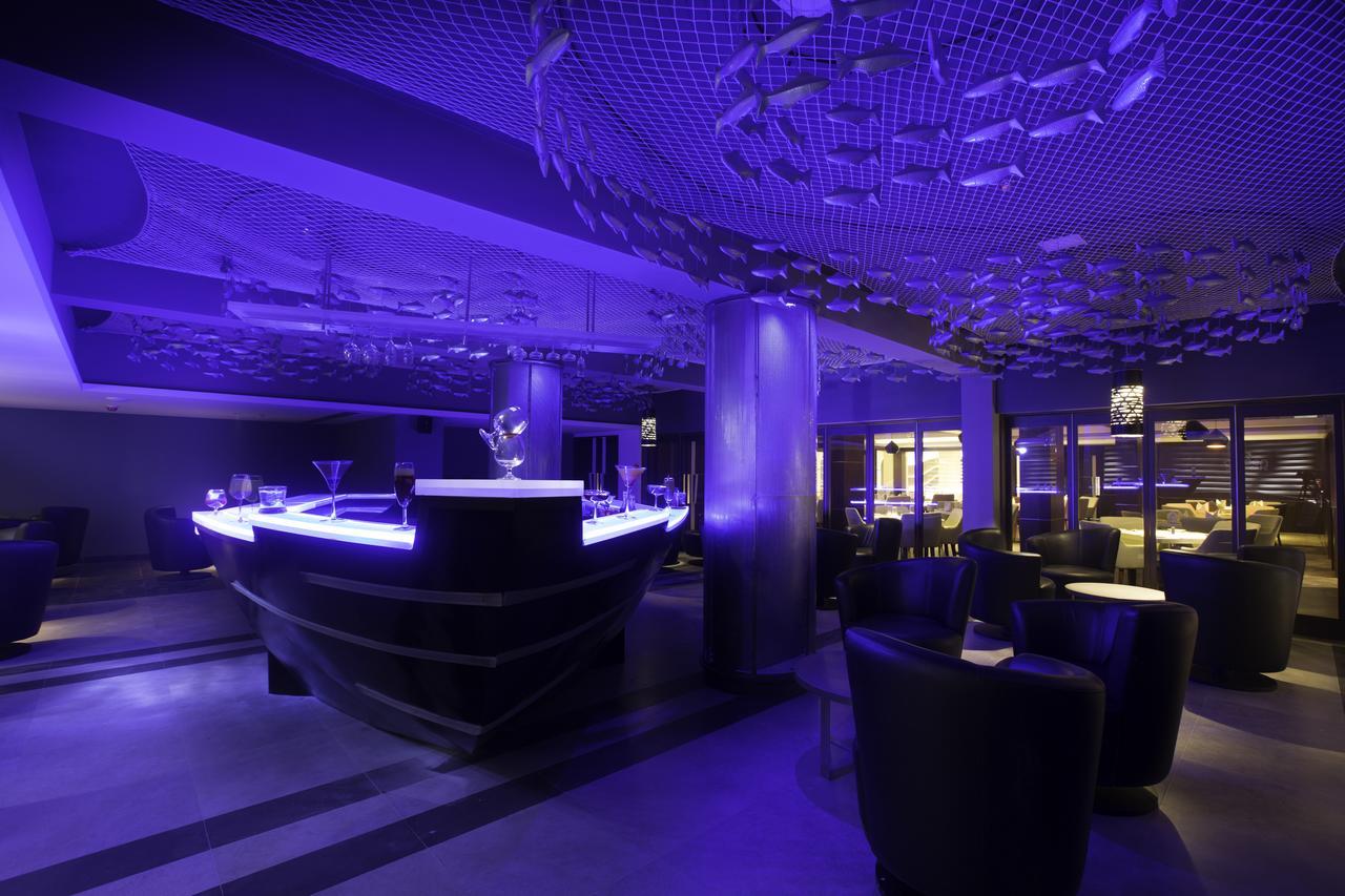 Grand Kakinada By Grt Hotels Buitenkant foto