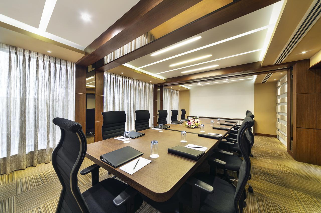 Grand Kakinada By Grt Hotels Buitenkant foto