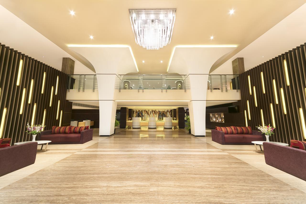 Grand Kakinada By Grt Hotels Buitenkant foto