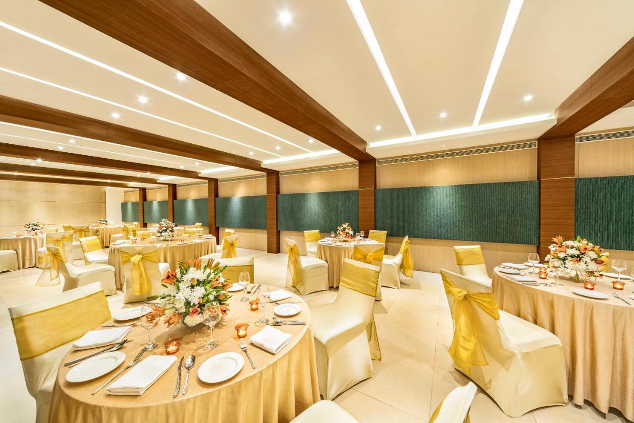 Grand Kakinada By Grt Hotels Buitenkant foto